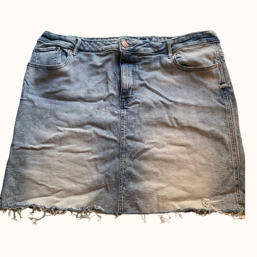 ⚡️5 for $25⚡️ Maurices Denim Mini Skirt Light Wash 20W